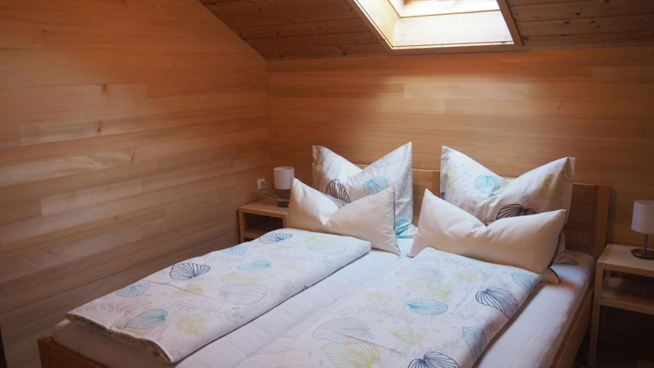 Rosanna Apartment เอค ภายนอก รูปภาพ